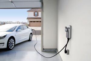 Pourquoi recharger une voiture électrique à domicile.
